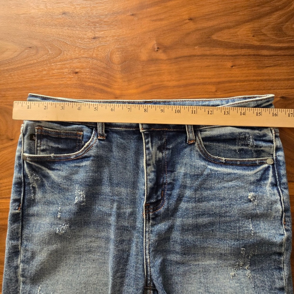 Judy Blue Distressed Bermuda Denim Shorts Large 31 Medium Wash High Rise Frayed - Picture 7 of 10